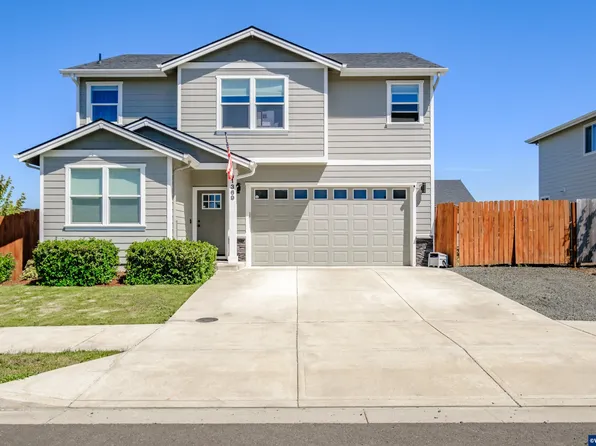 1369 S 10th St, Independence, OR 97351