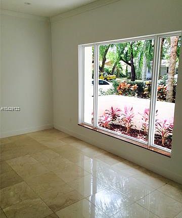 4th image of 1421 Messina Ave #0