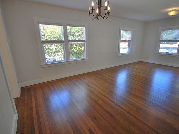 2nd image of 1600 36th St