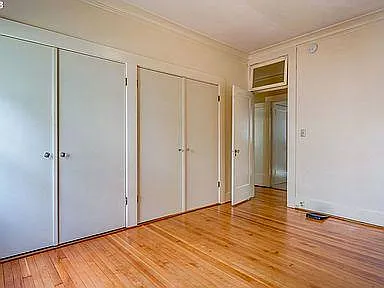4673 SW Corbett Ave — Photo 9