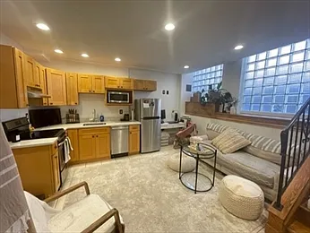 Building Photo - 26 Irving St #1