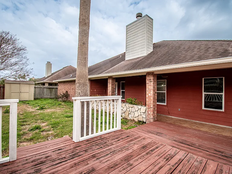 7013 Madiera Dr — Photo 34