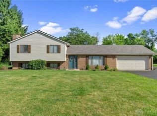 8893 Red Lion 5 Points Rd, Springboro, OH 45066