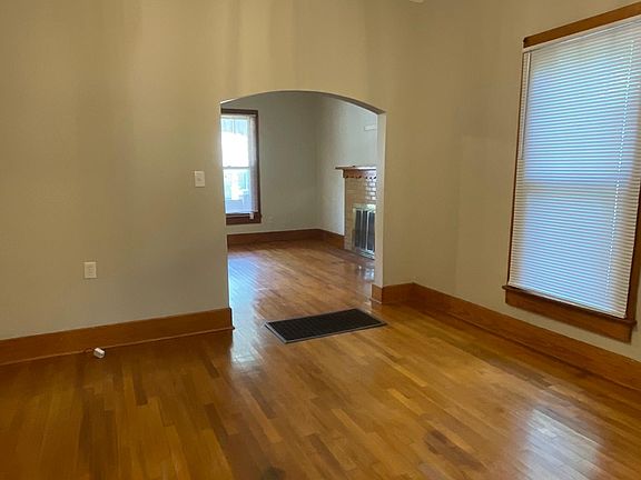 3rd image of 420 Burkett St