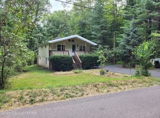 8791 Twin Lake Dr, Kunkletown, PA 18058