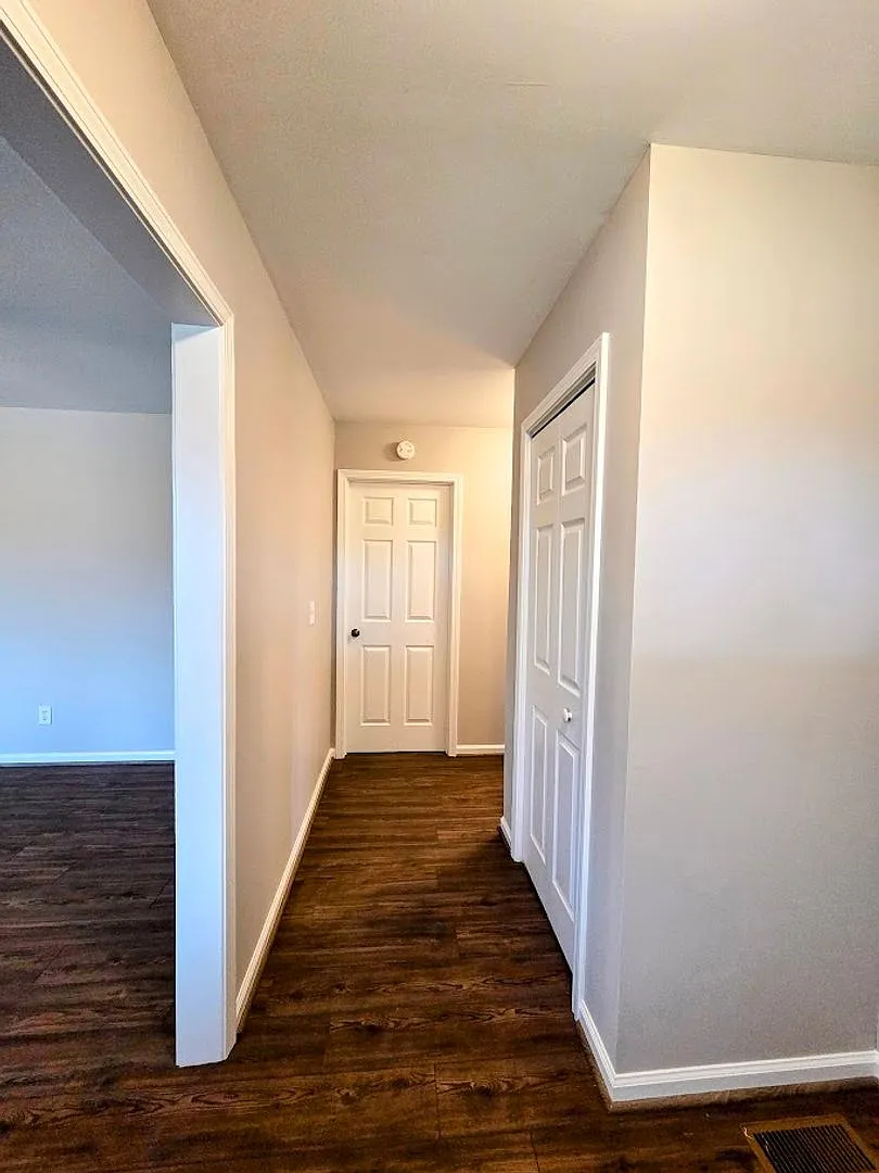 3 Bedroom Brick Home Easley, SC — Photo 3