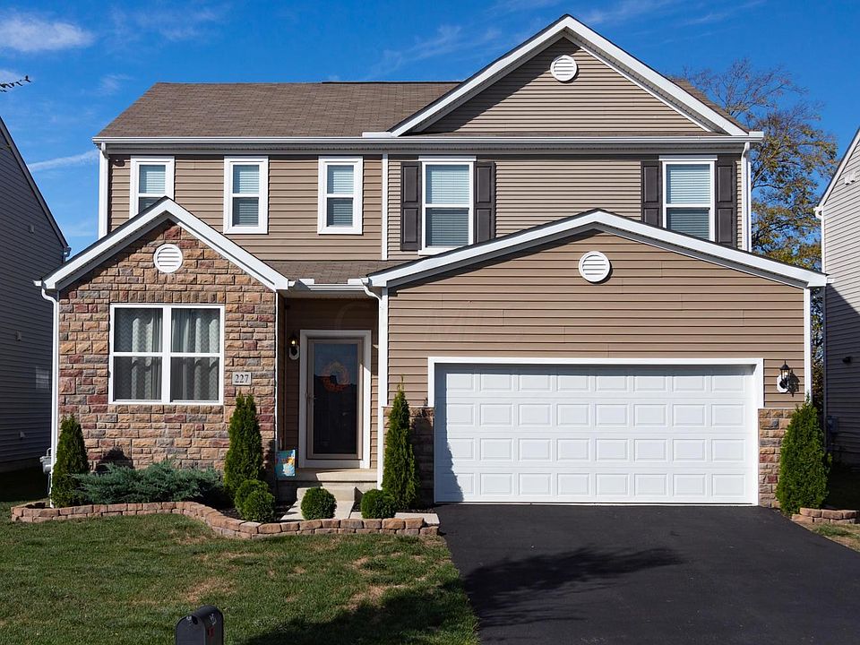 1st image of Cloverhill Dr