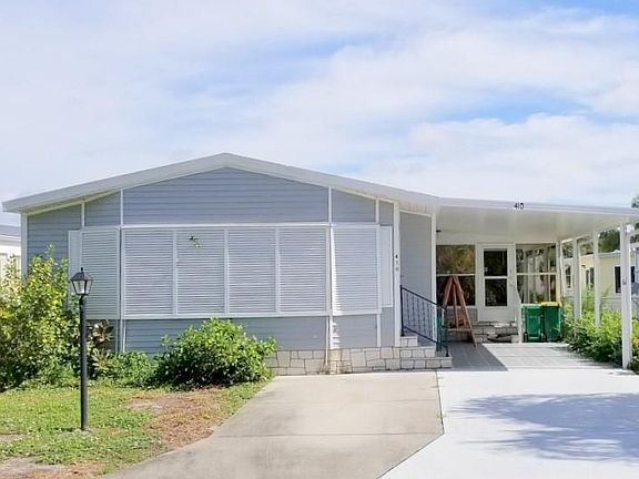 2nd image of 410 Papaya Cir