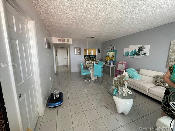 3rd image of 10090 NW 80th Ct APT 1309