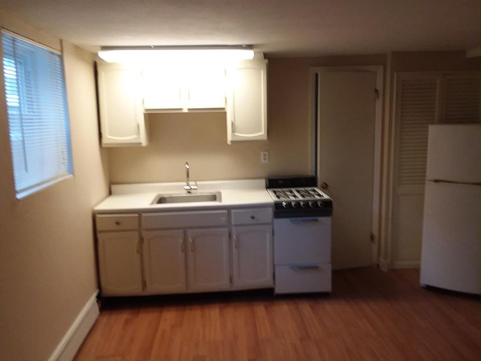 2nd image of 1225 15th St