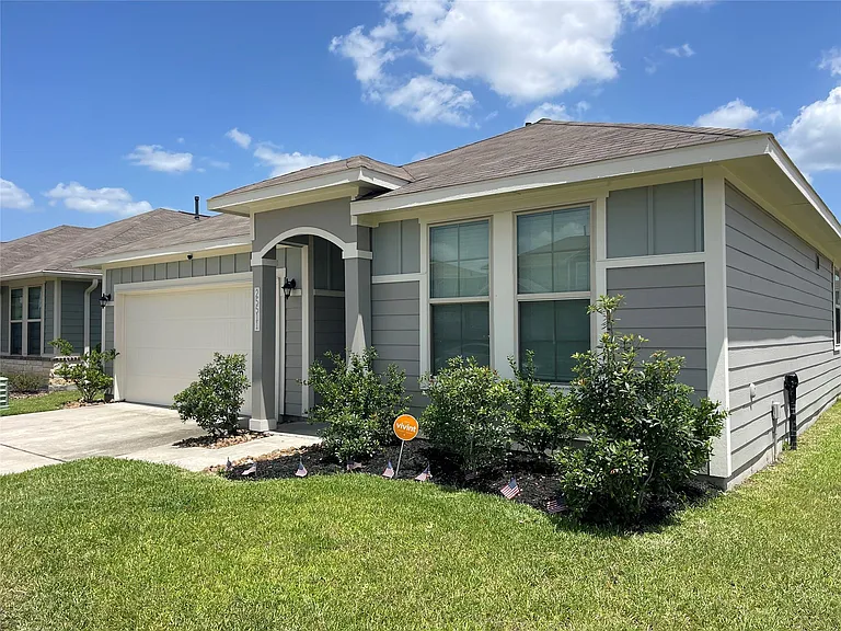 25511 Northpark Lake Dr — Photo 3