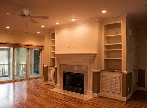 4th image of 1045 Crooked Oaks Ln