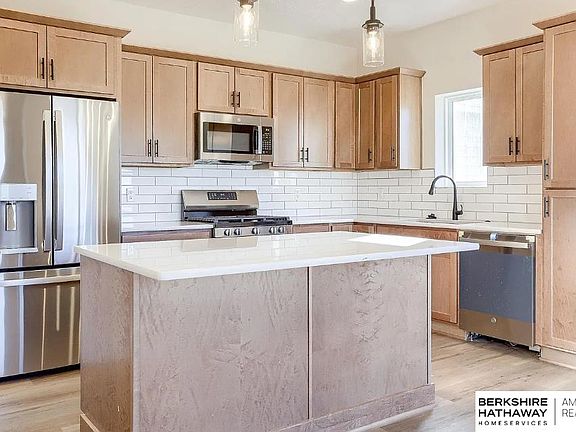 5th image of 11659 S 123rd Ave