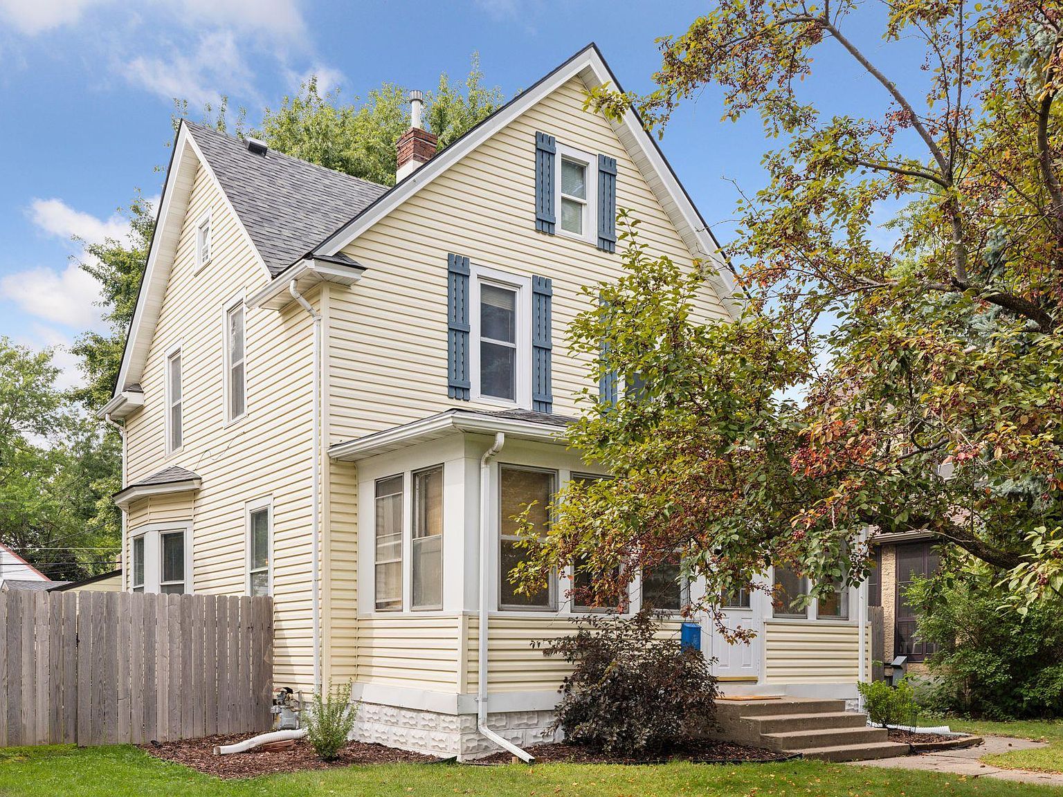 ◆まるまる◆ 1529 Hamline Ave N, Saint Paul, MN 55108 | Zillow