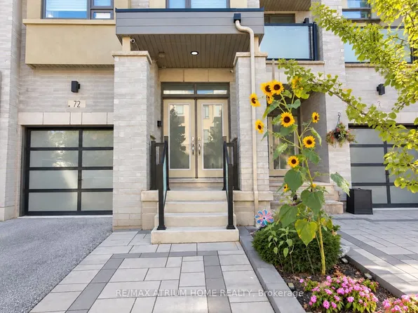 72 Harold Lawrie Ln, Markham, ON L3T 0E8