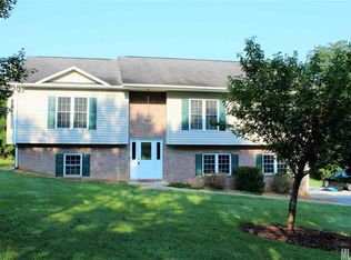 80 Pinewood Rd, Granite Falls, NC 28630