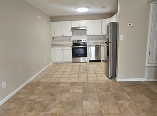 1275 Redwood Ln APT B, Gulf Breeze, FL 32563