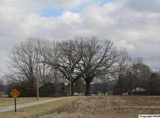 151 Tressye Ln, Owens Cross Roads, AL 35763