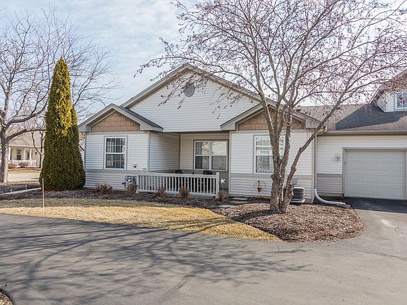 2nd image of 12237 White Tail Ln