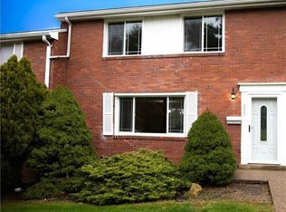353 Macassar Dr, Pittsburgh, PA