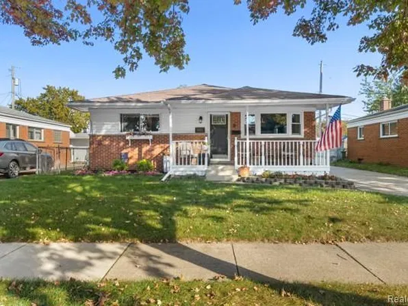 9011 Laurence Ave, Allen Park, MI 48101