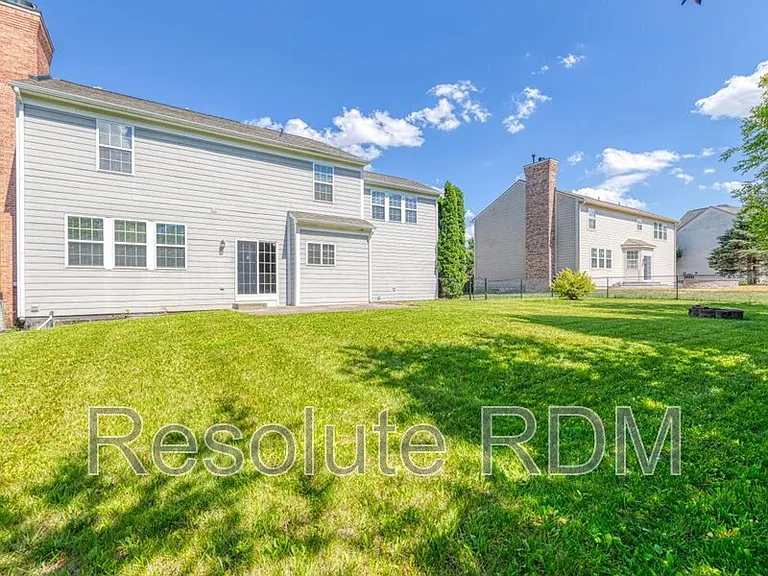 8262 Plumwood Ln — Photo 42