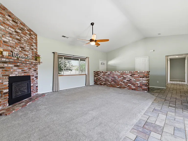 23440 Mashie Ct — Photo 5
