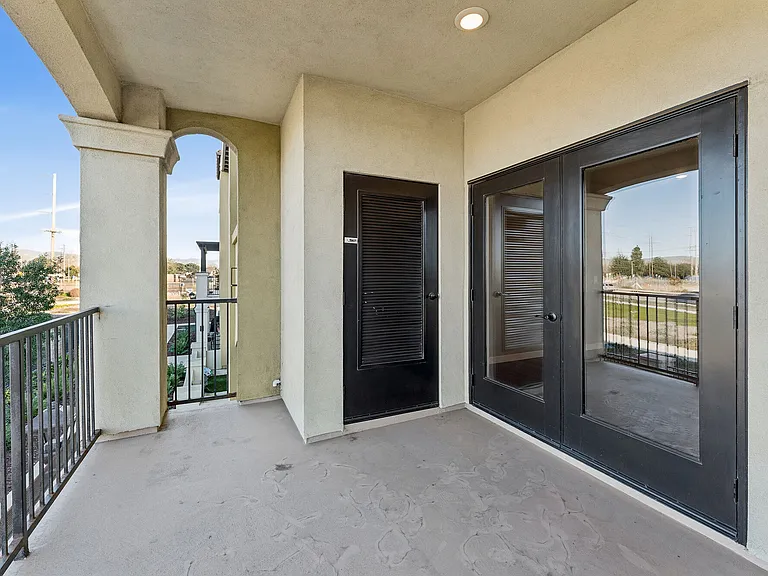 Centennial Gardens Apartments — Photo 52