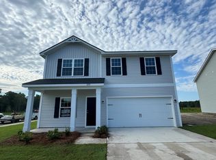 1253 Turpentine Trl, Hinesville, GA 31313