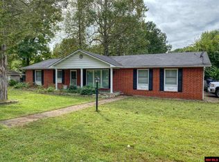 1214 Meadowcrest Dr, Mountain Home, AR 72653