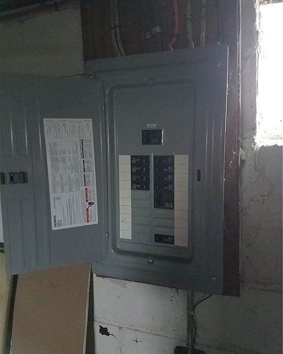 2nd image of 511 Gridley Ave