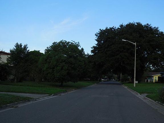 5th image of 1036 Brockway Ave