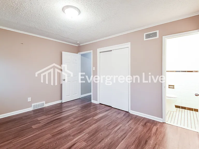 3669 Bishops Bridge Rd — Photo 8
