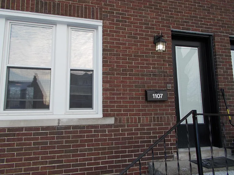 1107 S Lafayette Ave — Photo 1