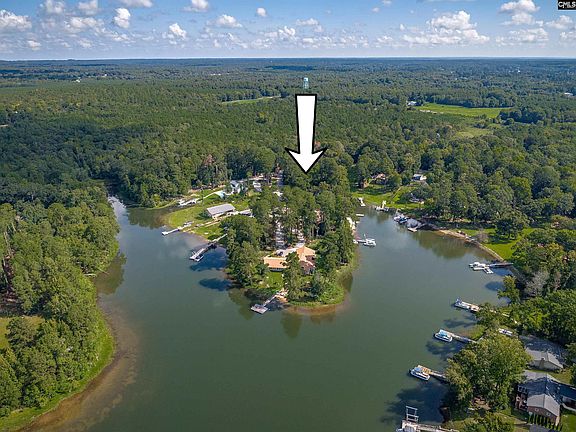 4th image of 161 Woodlake Cir