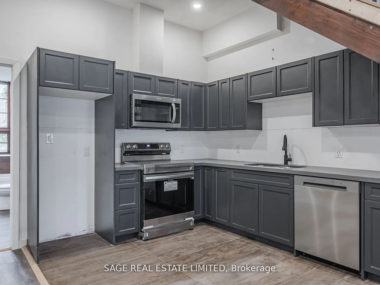 2 bed, $2,650 — Photo 4