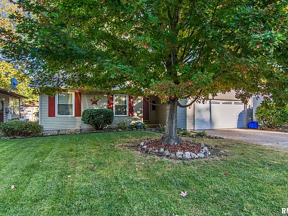 3rd image of 3408 Saint Francis Dr