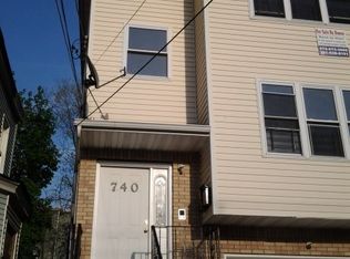 740 S 15th St, Newark, NJ 07103