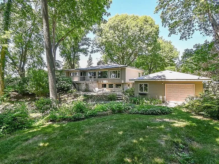 1145 Glenway St — Photo 6