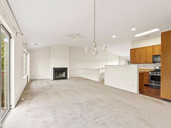 5th image of 2295 Briar Ct