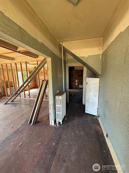 4th image of 222 12th Street