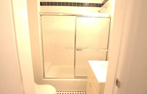 Rented by Corcoran | media 28