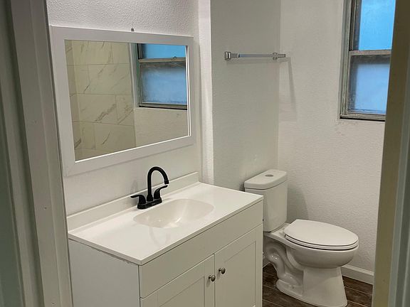 5th image of 546 Creath Pl Unit A