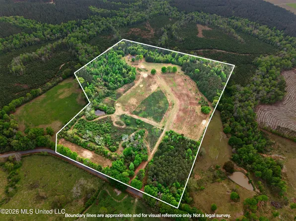 86 Cripple Creek Ln, Lumberton, MS 39455