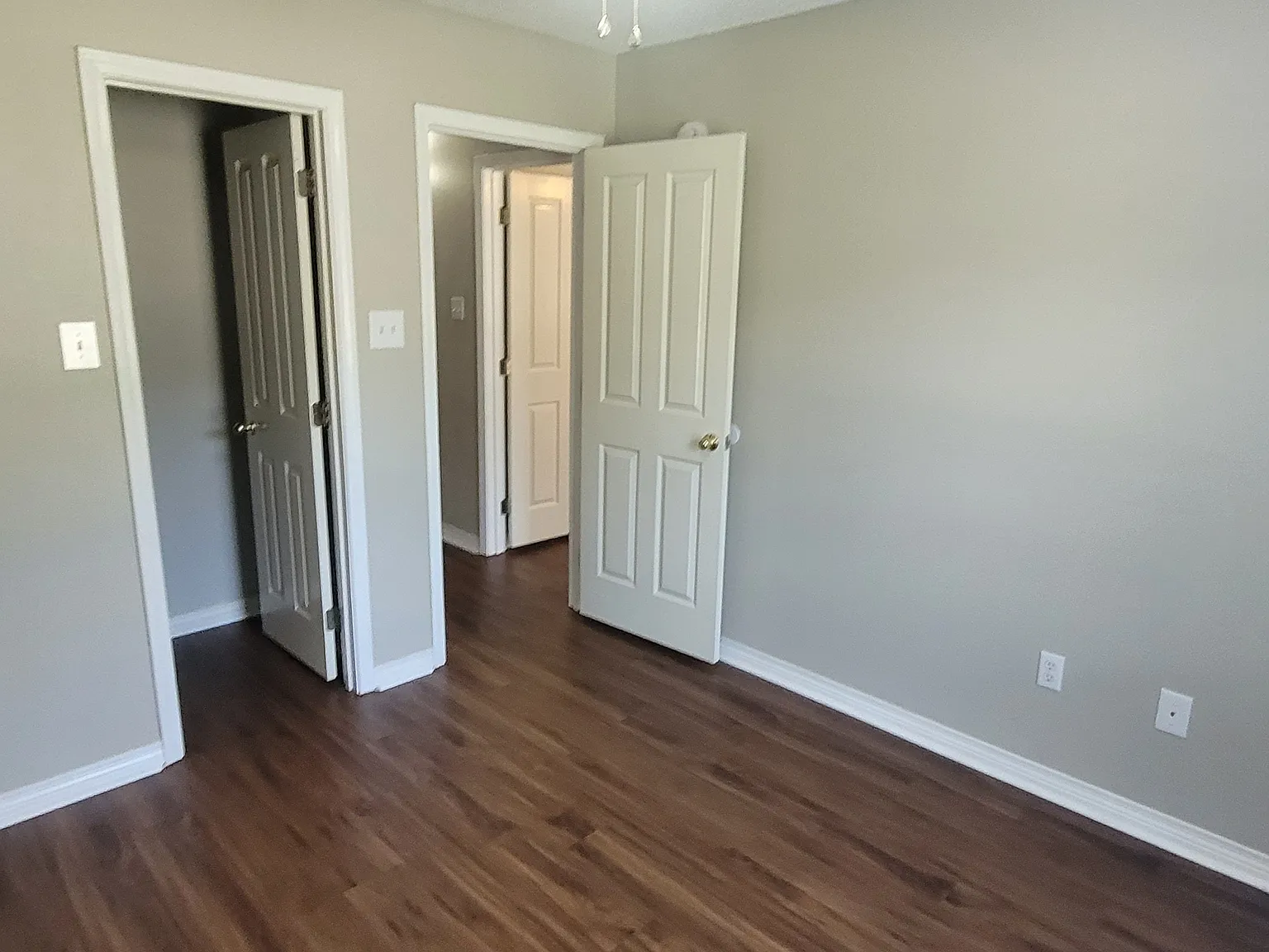 3 bed, 1250 sqft, $1,800 — Photo 4