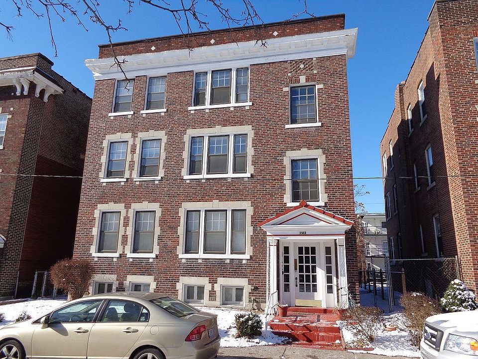 1st image of 743 Leland Ave #1