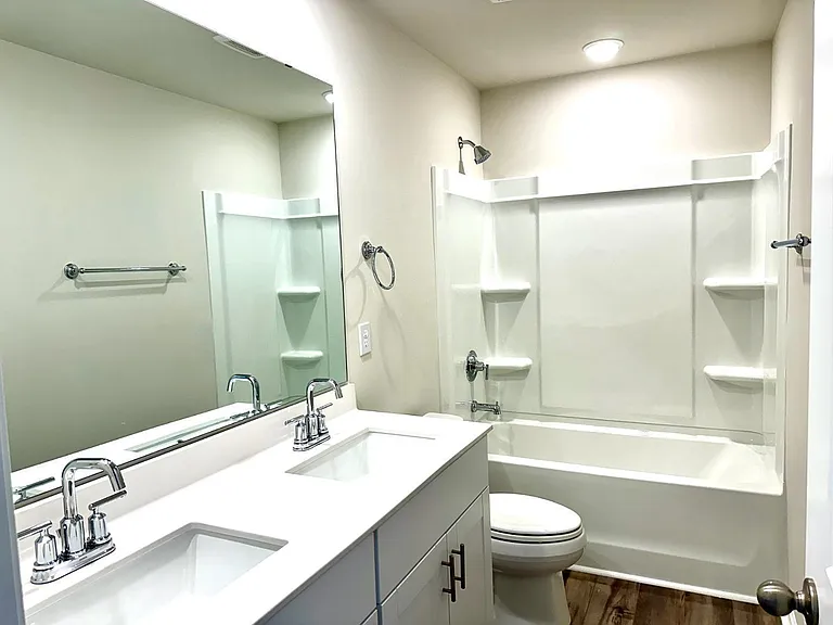 902 Crow Branch Dr — Photo 9