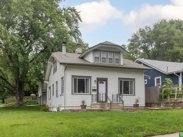 4188 Chicago St, Omaha, NE 68131