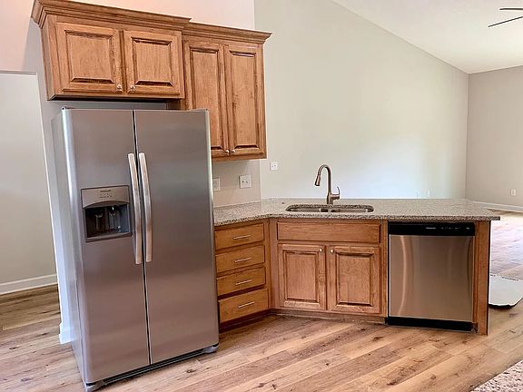 4th image of 2284 Sparrow Ln