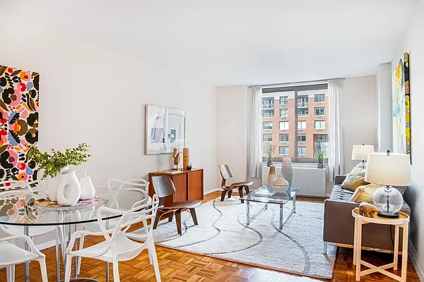 Sold by Compass | media 1